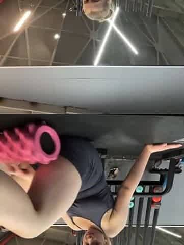 Risky Screwing with large sex toy in the changing room