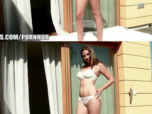 Thick natural bombshell Connie Carter fingers her pussy outside
