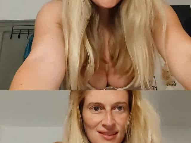 Preggy Masturbating at home