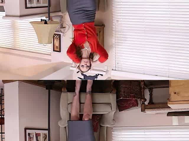 Hawt Julia Ann Takes That Chubby Sextoy Insde Her Moist Fat Twat!