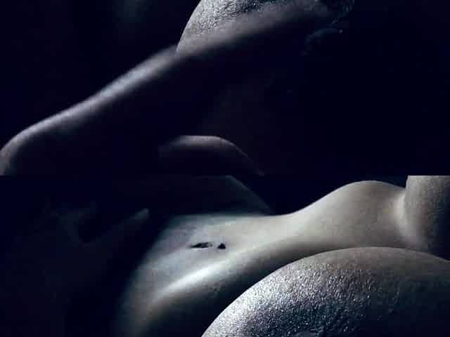 Close up MILF masturbation