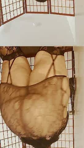 HOT big beautiful woman SHOWS OF HER CORPULENT BUTT IN ALL EBONY