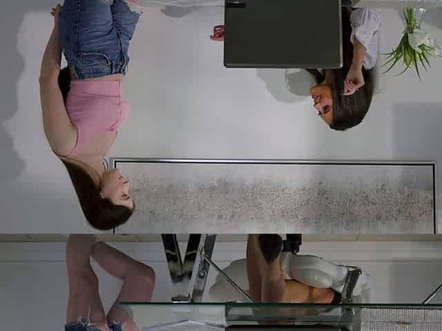 SweetheartVideo-Lesbian Students
