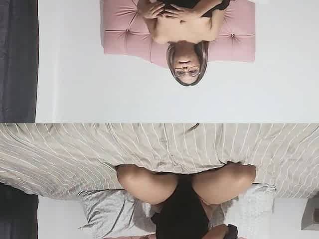 My girlfriend licks my vagina until I've an climax.