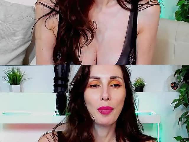 Hawt mother i'd like to fuck smokin' a cigarette and masturbates her twat