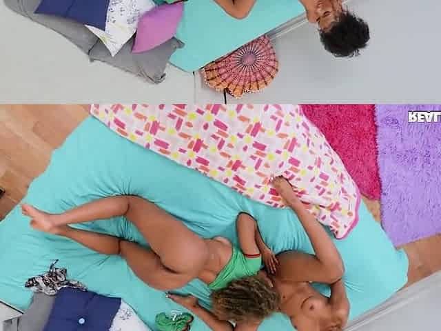 Olivia Jayy And Jenna Foxx - Crazy Lesbians Sex