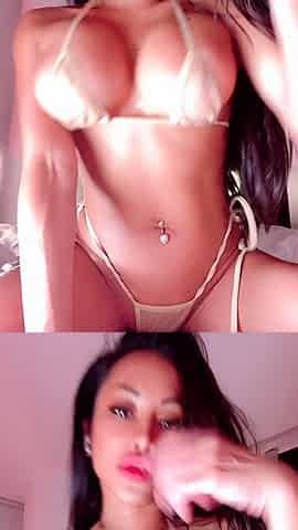 Big boobs milf masturbates with her dildo