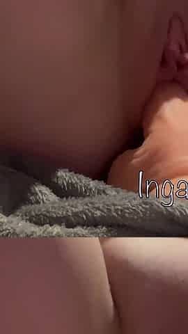 Masturbating Pink Pussy with Big Squirting