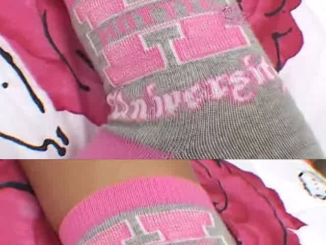 Amateur Babe in Pink Lingerie Teases and Pleases