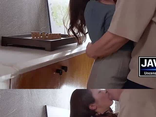 Fucked This Lonely Japanese Australian Stepmom (Decensored)