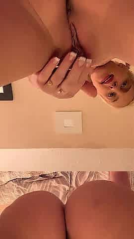 sexy blond vibrator show