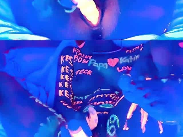Sexy hottie Anetta Keys enjoys a solo toy masturbation