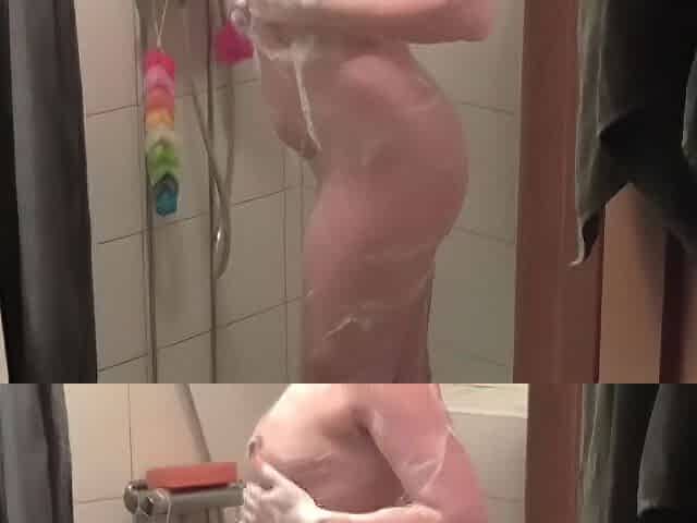 mother I'd like to fuck MASTURBATION IN SHOWER