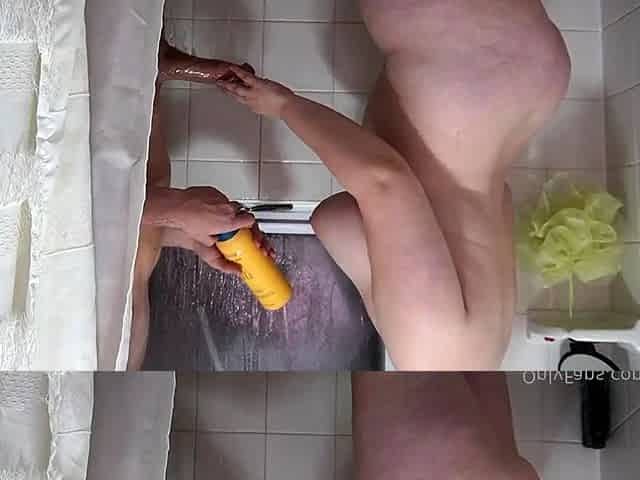 Clara Ellis Shower Sex