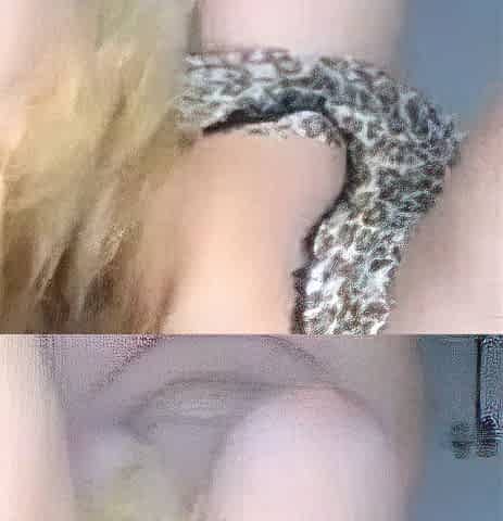 NAUGHTY ARAB CANADIAN BBW AMATEUR FLASHES PUSSY