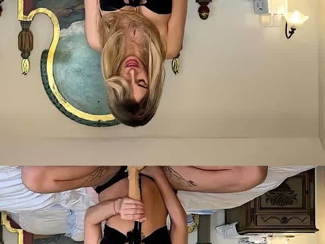 Roxy Fox - Edging Striptease JOI
