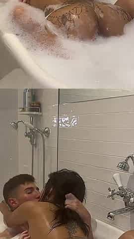 Sensual Fun in the Bath My House- Yasmina Khan