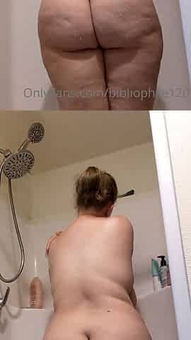Mature blonde solo masturbation