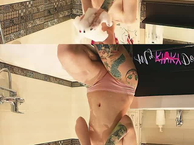 Washroom sex fantasies sexy amaeture teen action