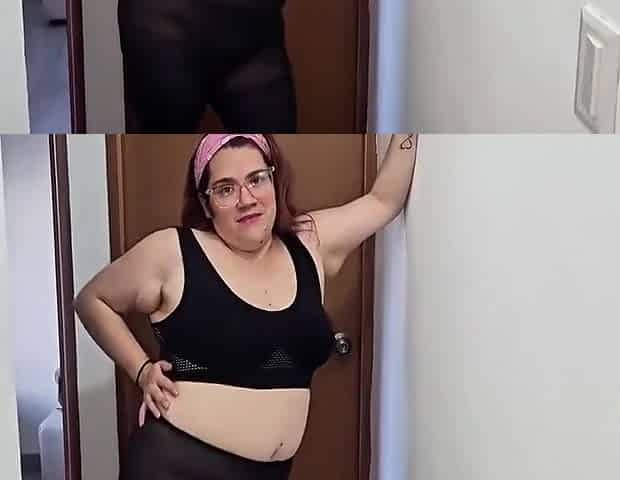 Game In Leggings And Stockings