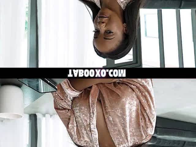Ebony Stepmom Let Me Screw Her In The Booty - Lily Starfire