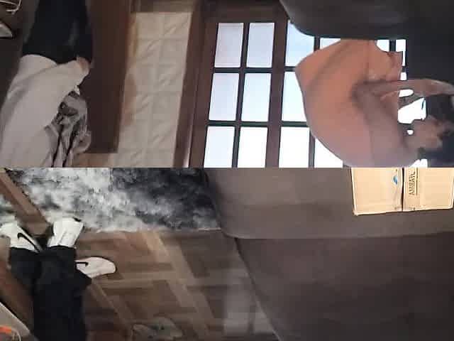 Naughty Married Woman Drops Towel To Seduce Delivery Man!