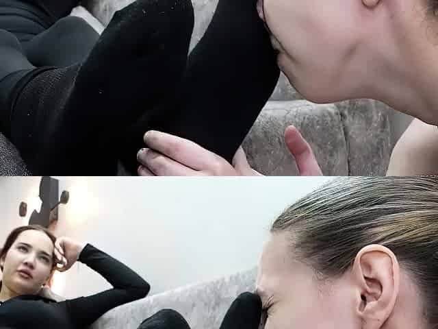SERVANTS FOR GIRLS BEATRICE - Maybe you like my sweaty feet
