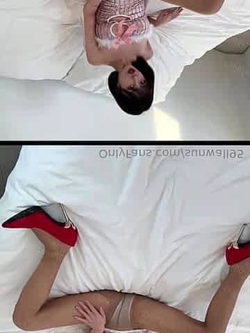 Stacked brunette goes solo toys and masturbation