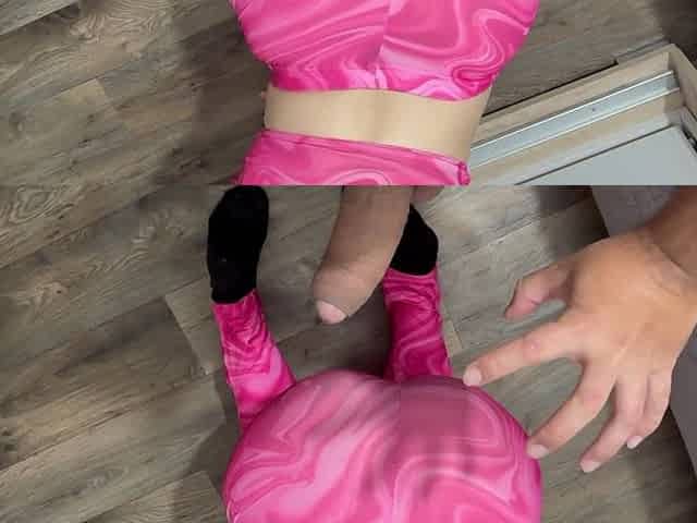 I Fucked My Stepsister Because She Showed Her Big Ass in Pink Leggings and I Took the