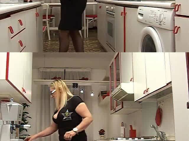Old large dong in hawt hottie