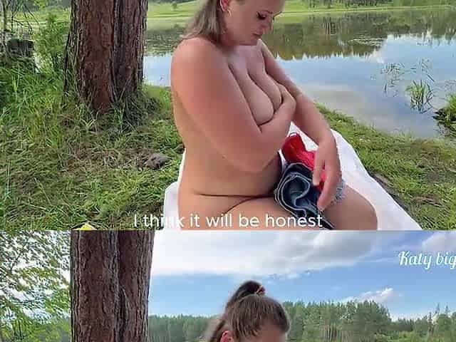 Picked up a gal on a stripped beach. creampie