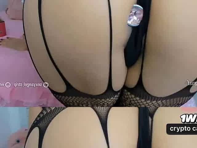 Sexy phat ass latinaTrying on drag ass-plugs twerking and ass worship