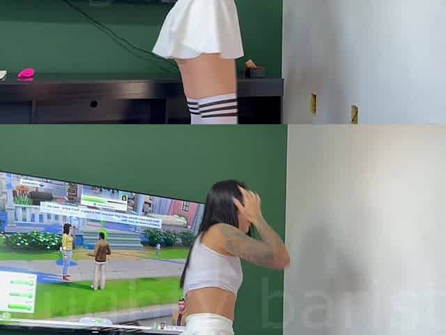 My Girlfriend Went to the Golf Game Without Underwear, but She Grabbed the Best Club Beforehand.