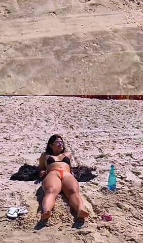 Amateur girlfriend fingered and rammed outdoors at the beach
