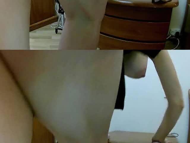 Crossed legs masturbation leads to quick climax