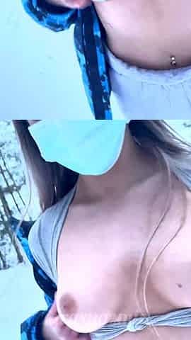 Big ass babe exposes her big boobs