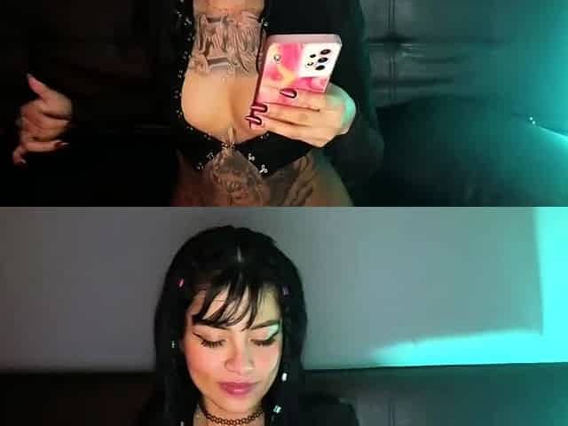 Sweet ass ho solo toying