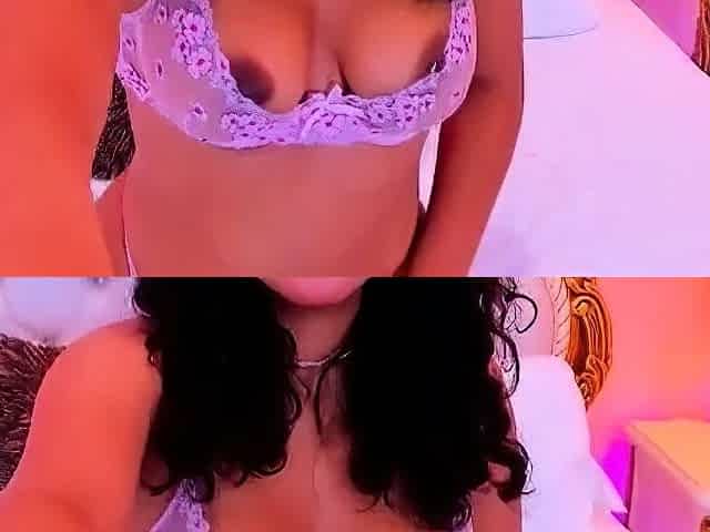 Ebony busty teen Taren Hayes shows her big boobs
