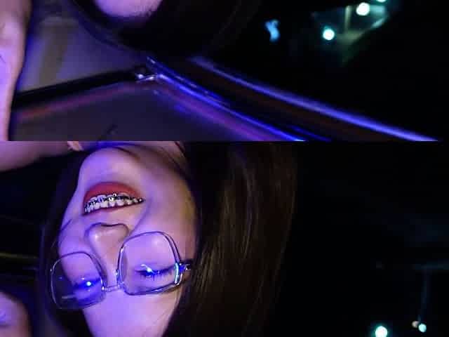 Big tits Thai MILF picked up in a TukTuk