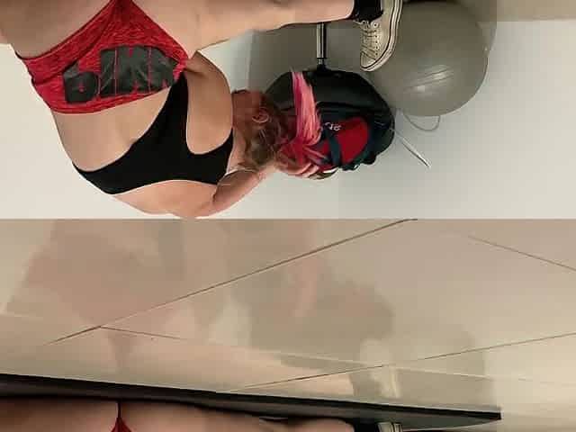 Emily Rose workout/ squirt session in the gym -4K