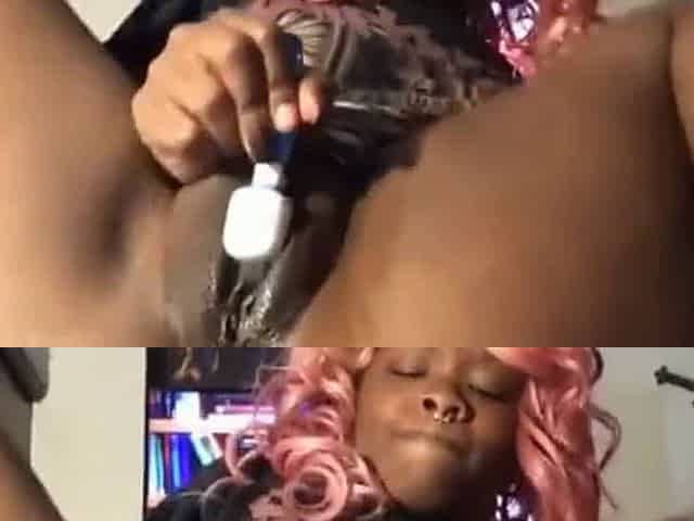 Ebony Amateur Claudia's Loud Orgasm