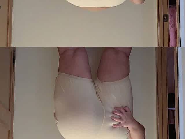 Pissing in pantaloons aged big beautiful woman mother i'd like to fuck.