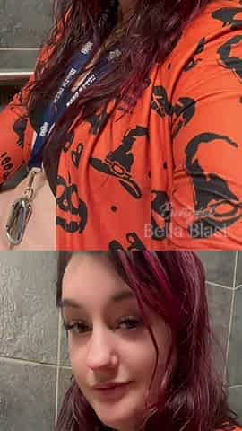 BBW Eye Contact Toilet Farts and Log Plops Intimate POV with Bella Blast