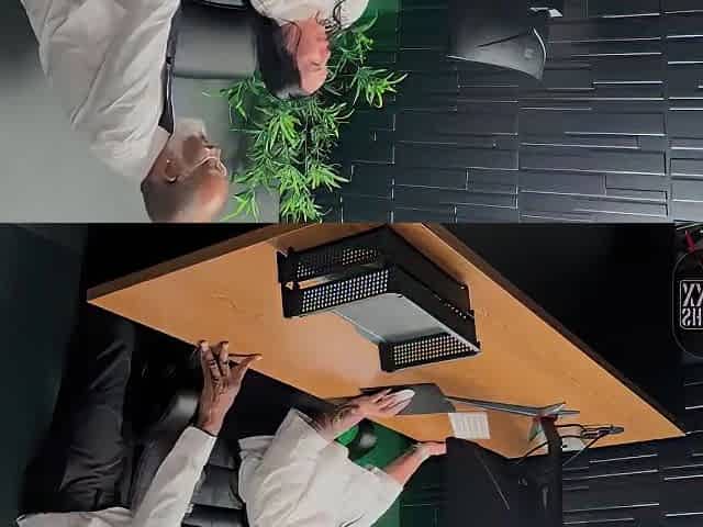 Iluvshauna - Naughty Boss Fucks His Secretary