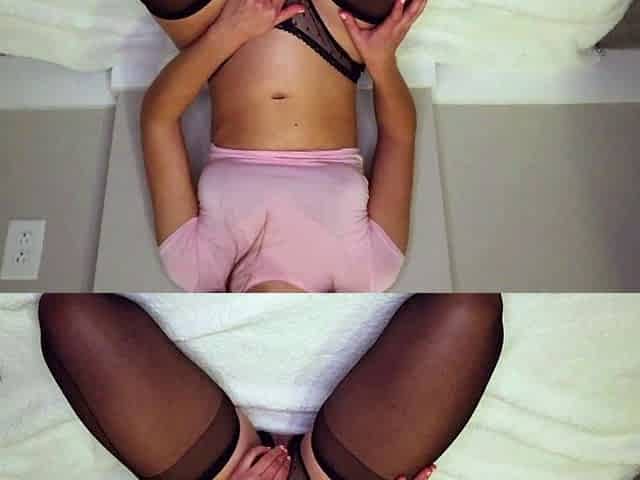 Close up solo beauty toying ass