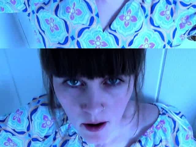 Amateur Webcam Girl Fingering