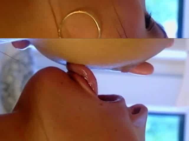 These Two Lesbian Sluts Enjoy Themselves Even Without a Cock