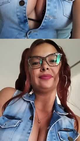 Big Tits Latina Colored Hair Wants Your Penis to Be Inside Her Tits