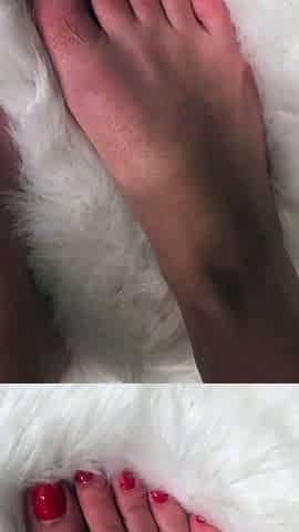 Amateur hottie solo masturbation