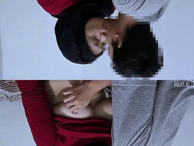 My Hijab Stepbrother Give Me a Blowjob and Lick My Cum When Back to Village